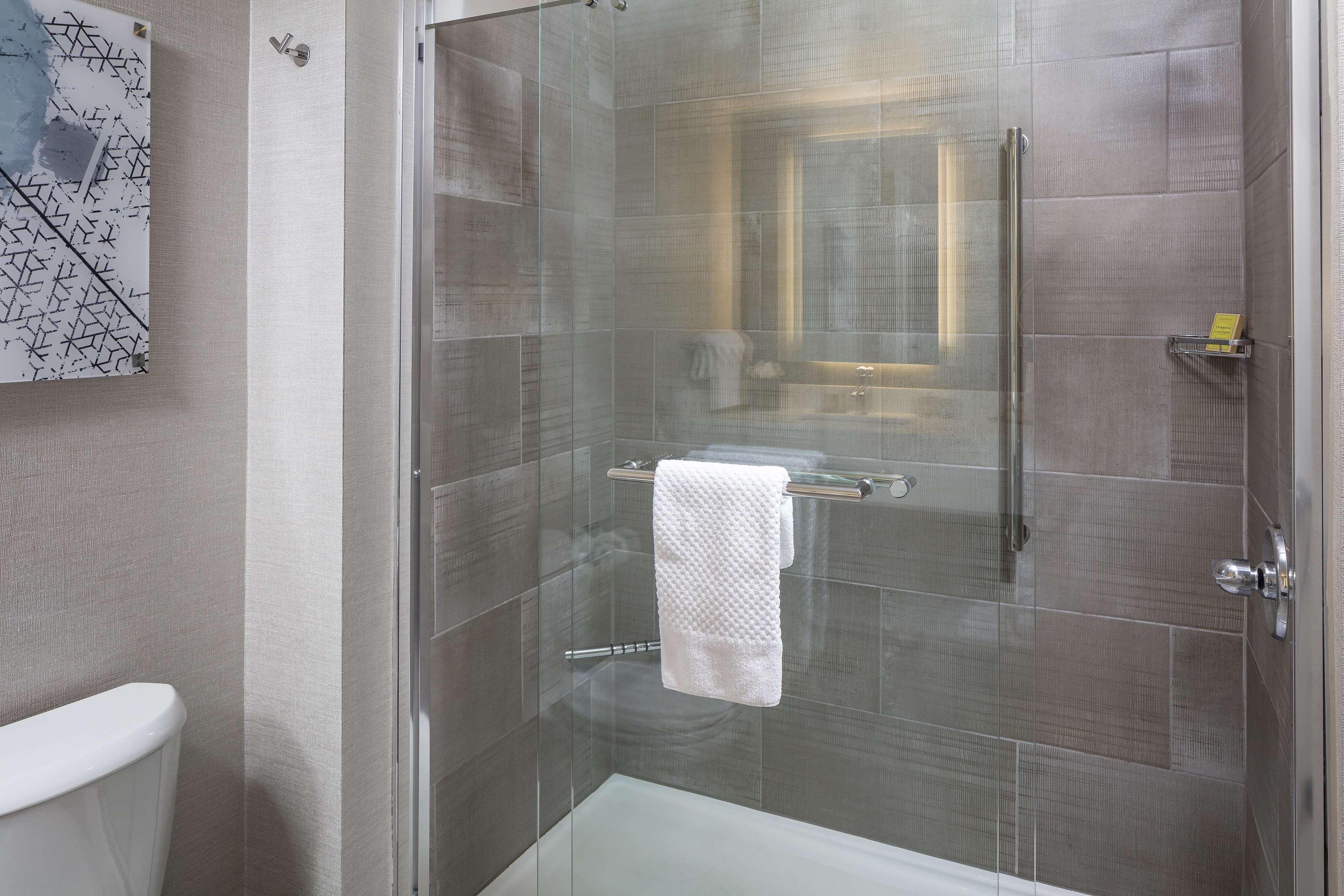 Doubletree By Hilton Boston Logan Airport Chelsea Hotel Quarto foto