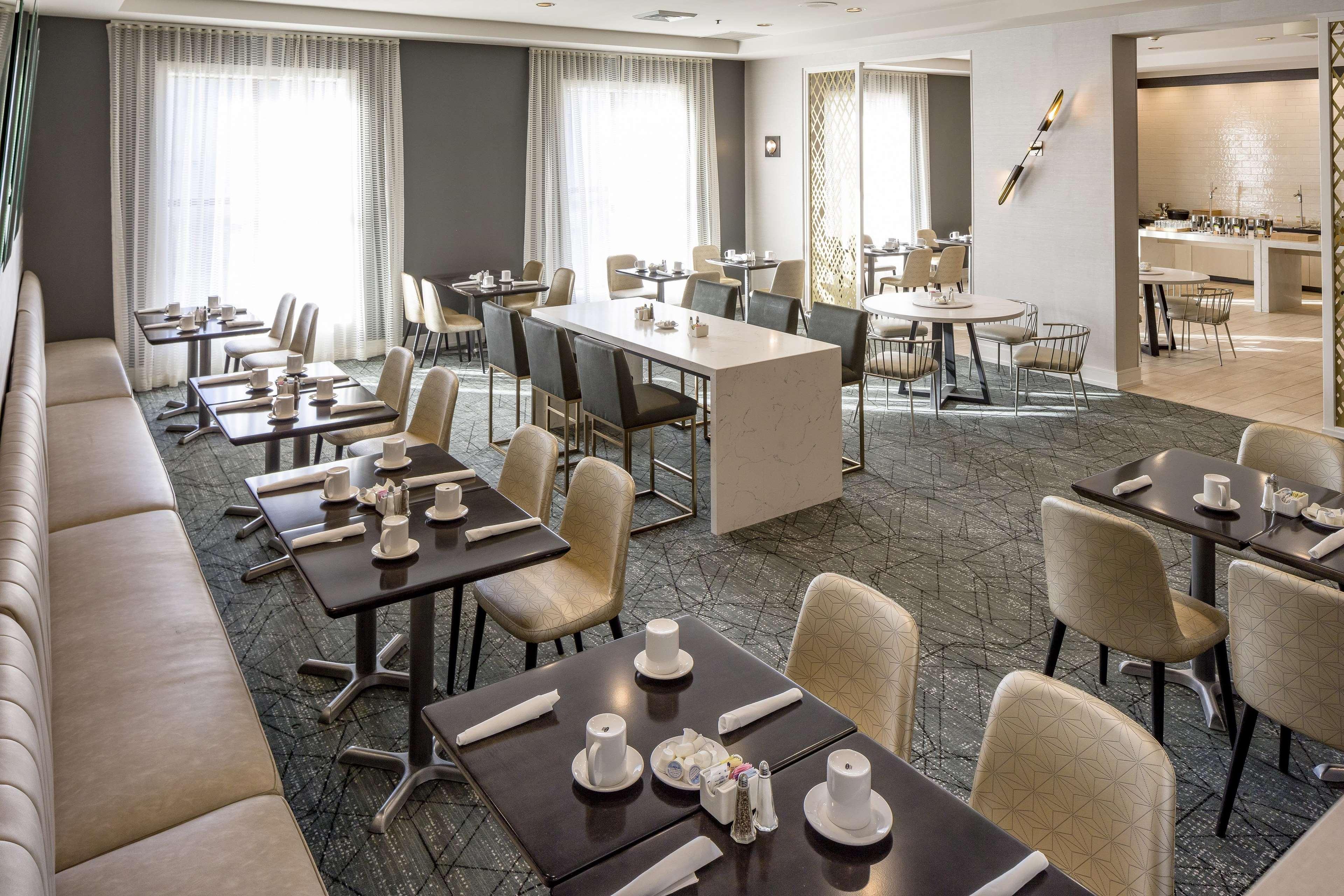 Doubletree By Hilton Boston Logan Airport Chelsea Hotel Instalações foto